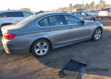 2011 BMW 528I из США, поврежденный, VIN WBAFR1C58BC748541